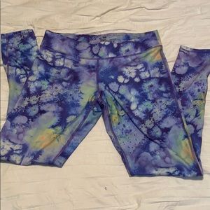 Ankle length tie dye leggings.